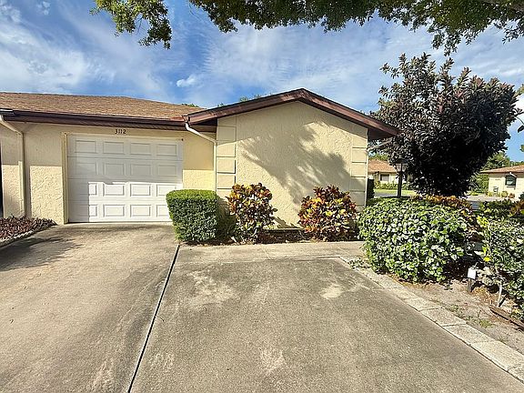 2nd image of 3112 Vivienda Blvd