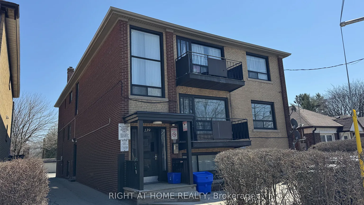 139 Royal York Rd #3 photo 1