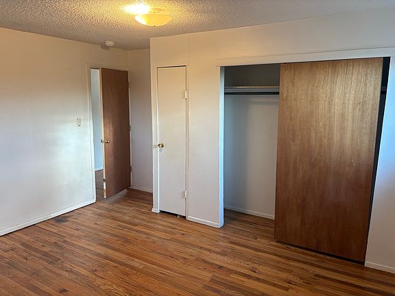 5th image of 332 Lake Rd #2