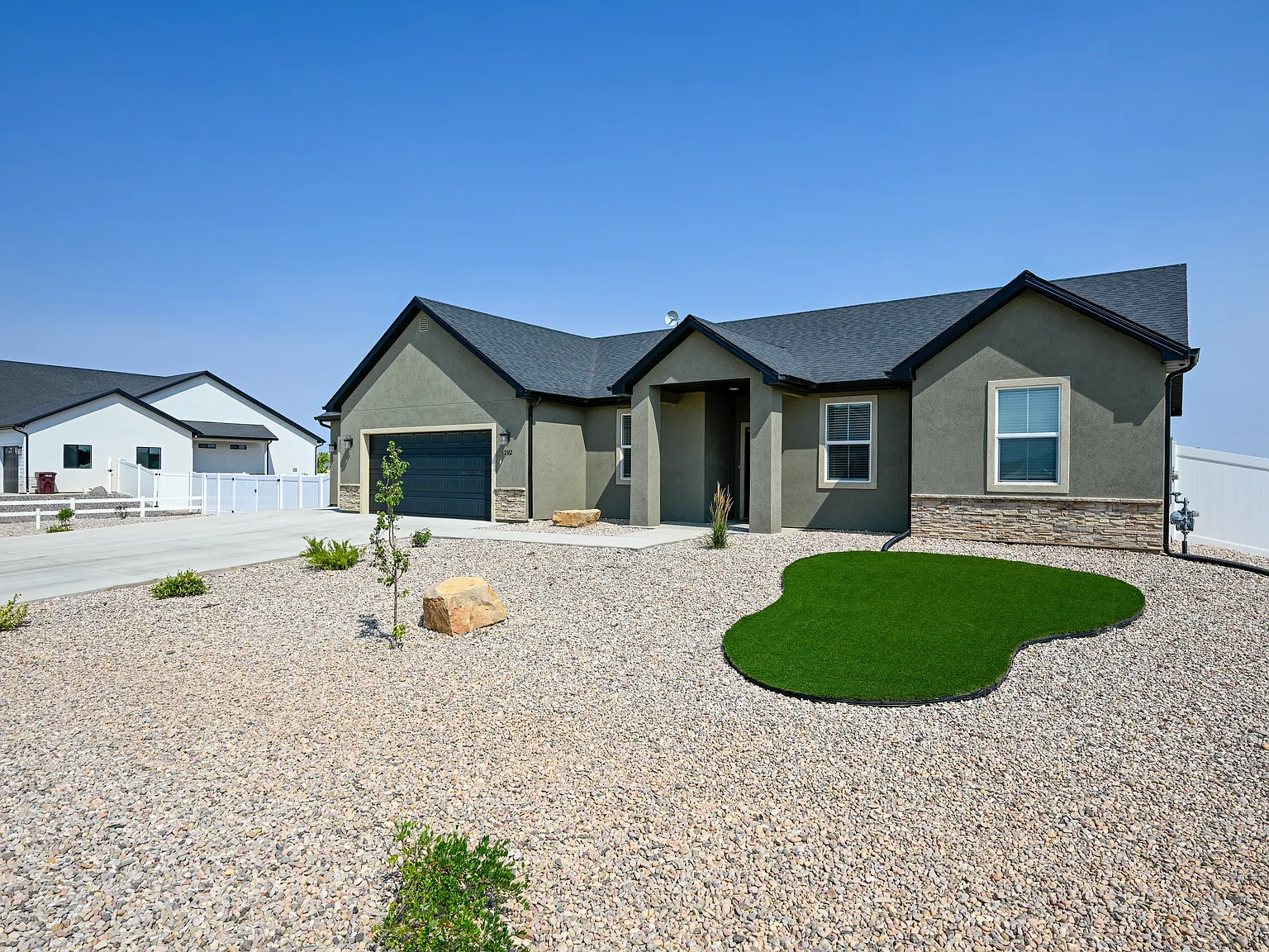 4 bed, 1569 sqft, $2,300 — Photo 3