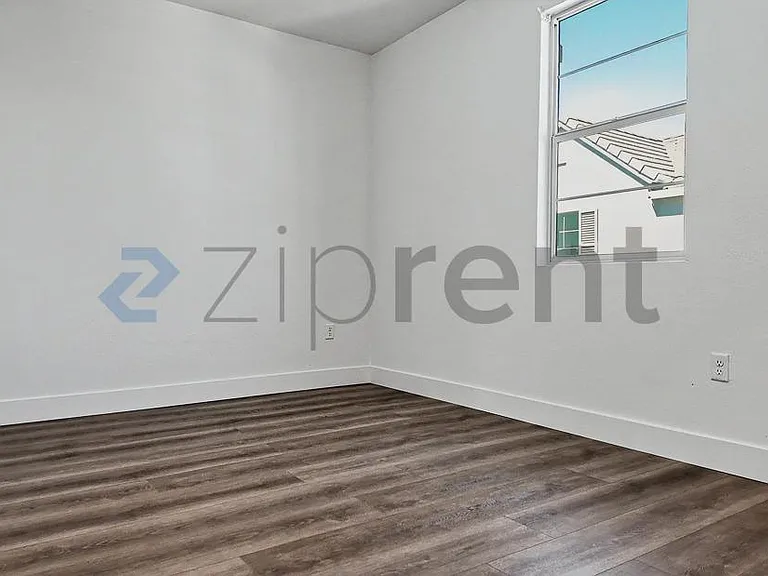 10568 Trill Way — Photo 38