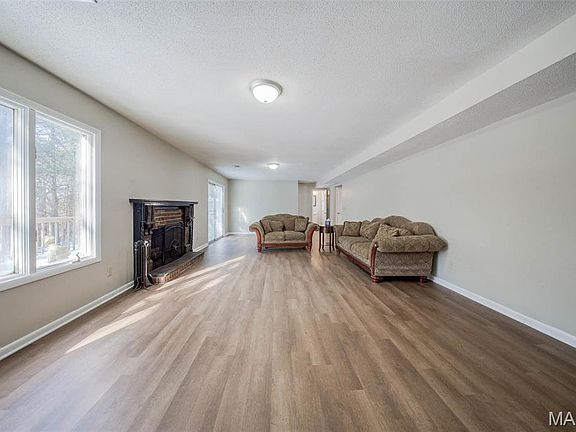 5th image of 11479 Cedar Grove Ln