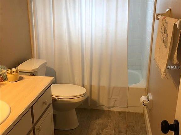 4th image of 2606 Saffron Dr