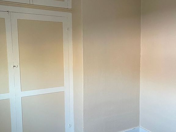 5th image of 632 Harrison Ave APT 2