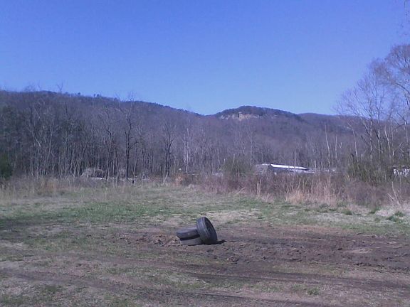 3rd image of 1315 Pikeville Ave