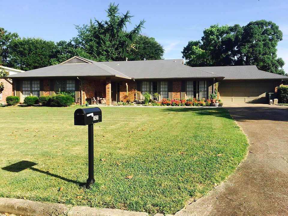 2425 Wentworth Drive