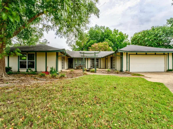 5734 Sleepy Woods Cv, Bartlett, TN 38134