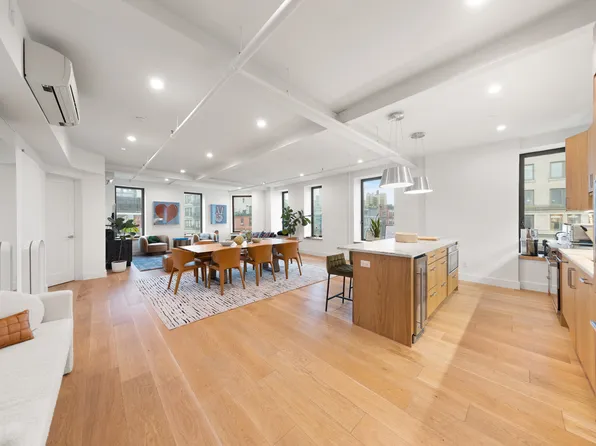 226 Lafayette St APT 5E, New York, NY 10012