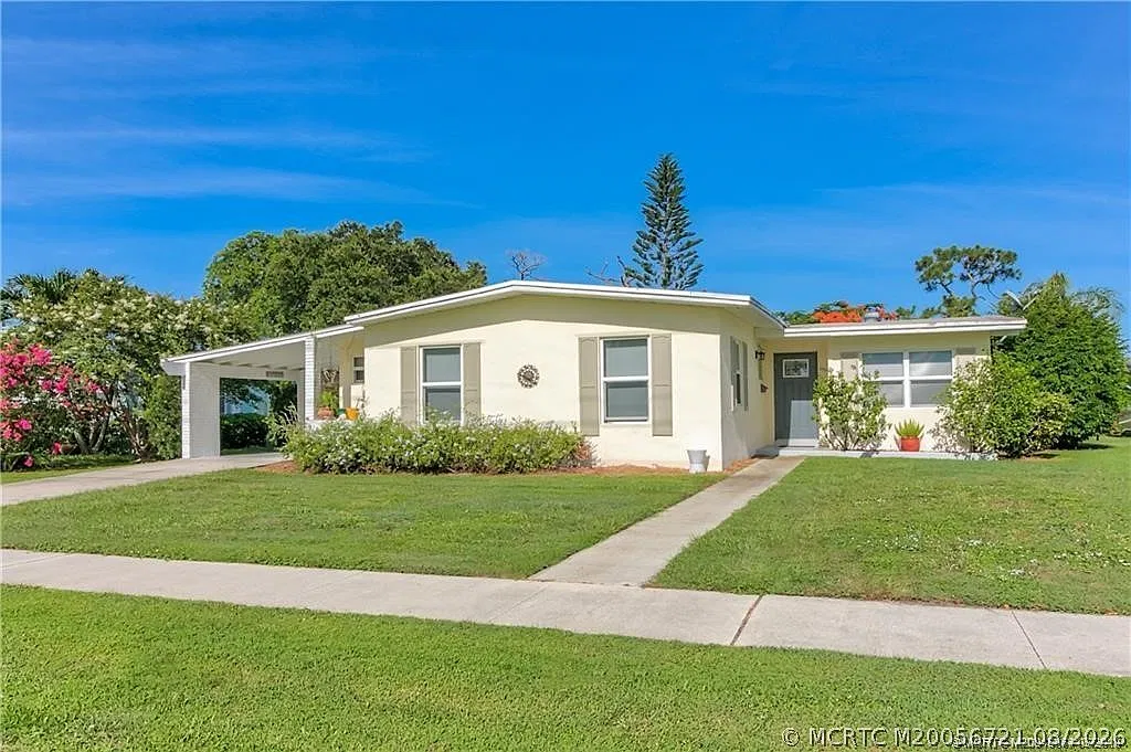 2 bed, 2.0 bath, 1312 sqft, $2,250 — Photo 1