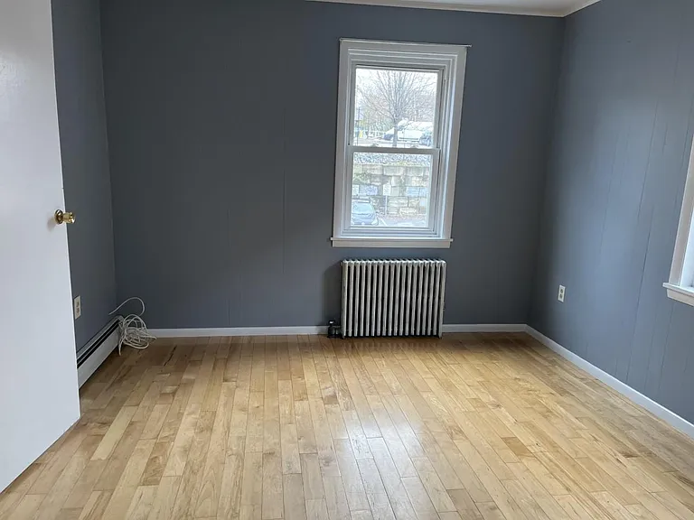 242 College St #3 — Photo 4