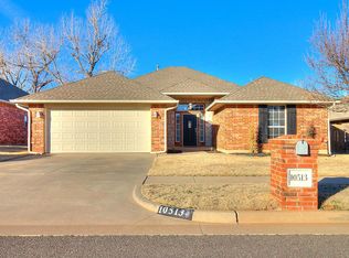 10513 Queensbury Dr, Yukon, OK 73099