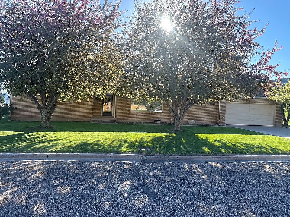 1st image of 379 Mountain View Ave