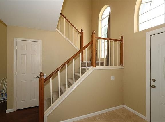 5th image of 2528 Country Creek Ln