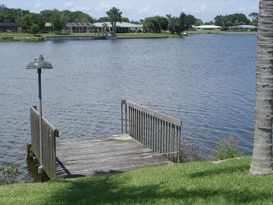 Your private dock is lighted for evening lake viewing. 
