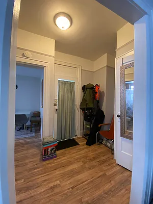 Rented by Irene Mihalios, LREB | media 20