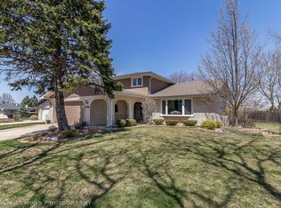 8320 Sunset Ridge Ct, Orland Park, IL 60462