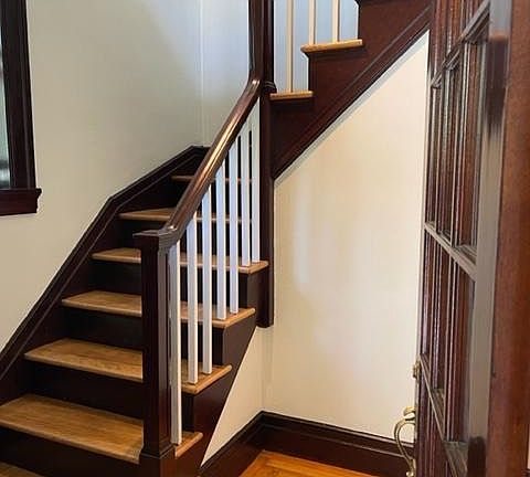 Entry stairs