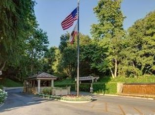 28 Dovetail Ln, Bradbury, CA 91008