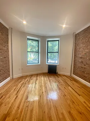 Rented by Hagstrom Management Inc | media 2