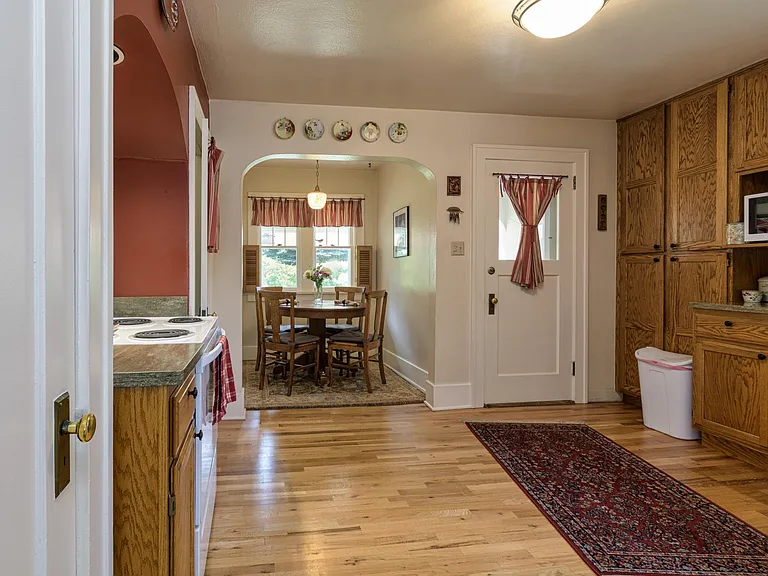 1705 S Higgins Ave — Photo 9