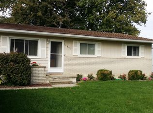 34687 Lois St, Memphis, MI