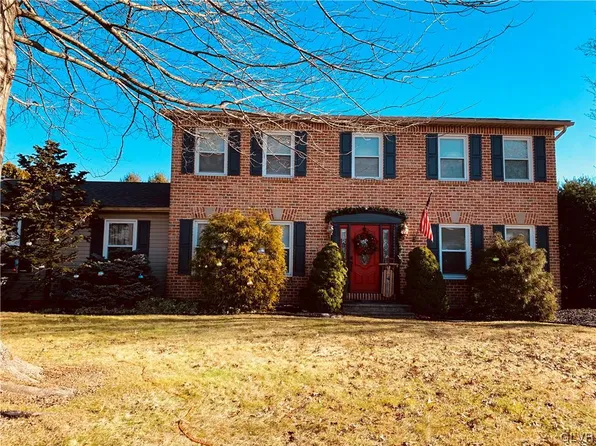 287 N 7th St, Easton, PA 18045