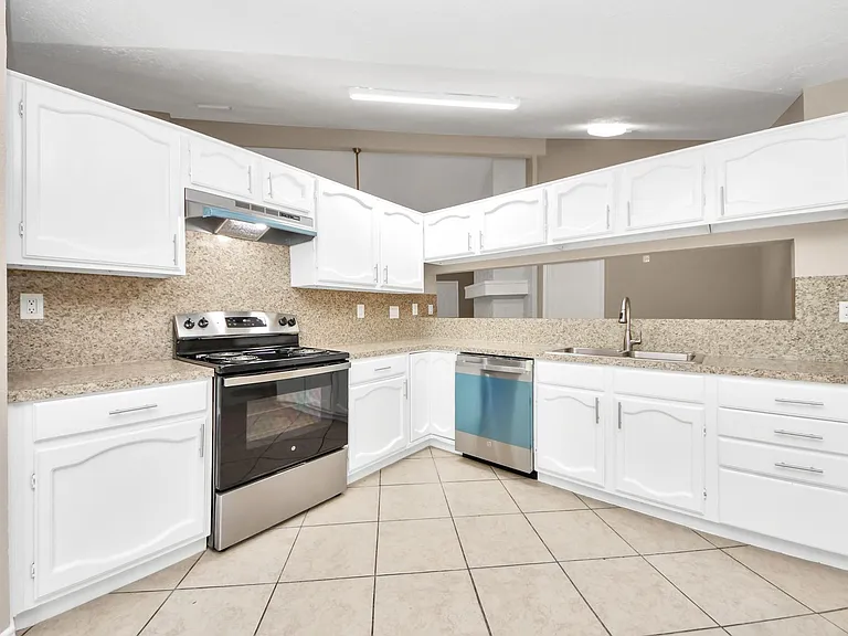 6603 Brookgate Dr — Photo 10