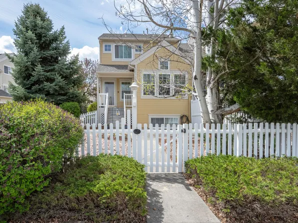 692 Beauprez Ave, Lafayette, CO 80026