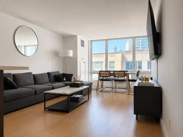 34 N 7th St APT 8W, Brooklyn, NY 11249