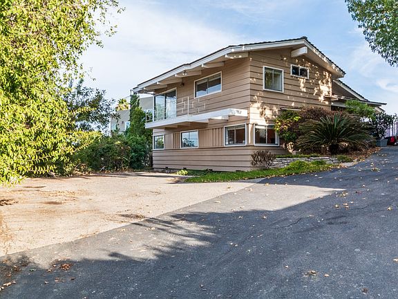 3rd image of 5114 Cerrillos Dr