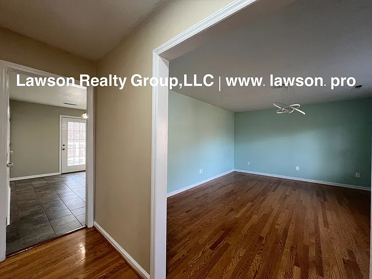 991 Blue Ridge Dr — Photo 13