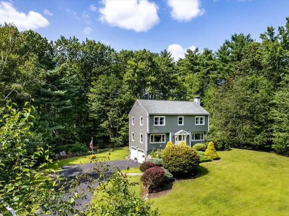 78 Quincy Drive, Bedford, NH 03110