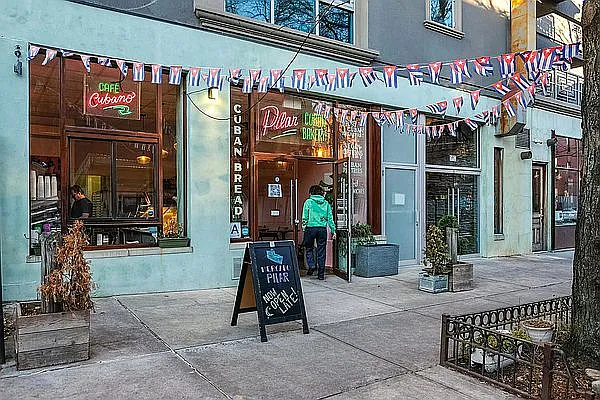 Rented by Pear NYC LLC | media 71