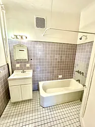 Rented by Addison Property Group