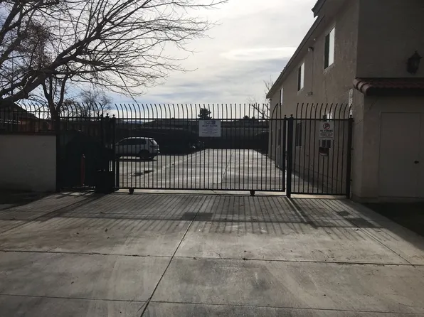 Palmdale #1 (P1), 550 E Avenue Q #5, Palmdale, CA 93550