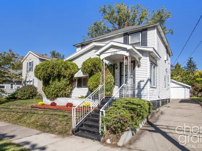 1127 Sherman St SE, Grand Rapids, MI, 49506