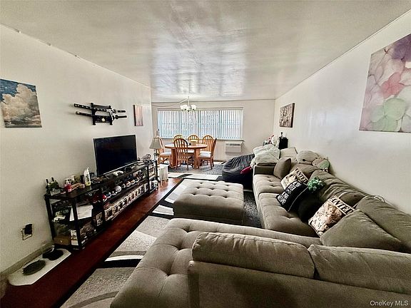 4th image of 153-25 88th St #1k