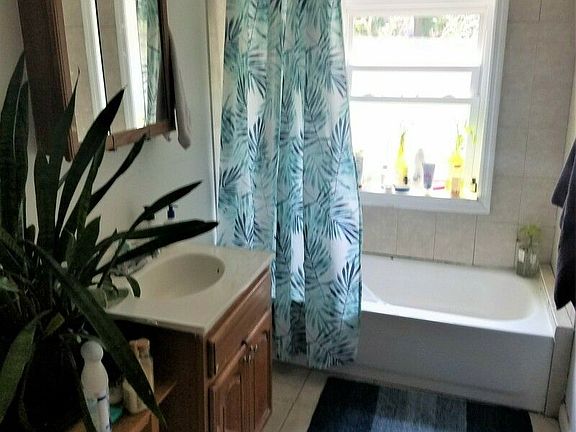 5th image of 478A Lafayette Ave #2F