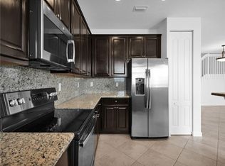 9571 Town Parc Cir N, Parkland, FL 33076