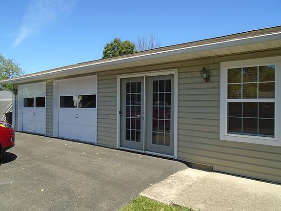 5th image of 23 Woodland Way