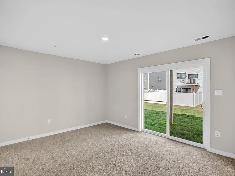 436 Whirl Ln — Photo 6