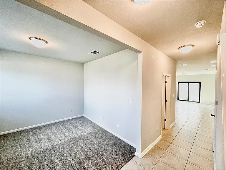 2040 Arendale Dr — Photo 26