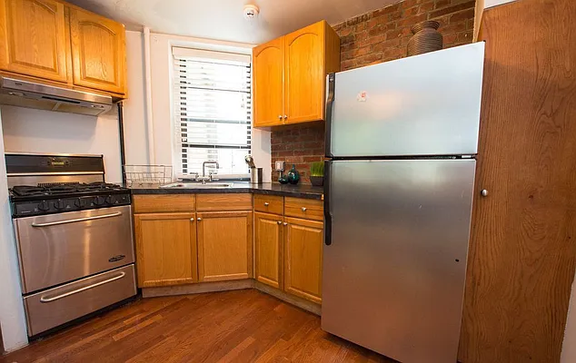 Rented by Okada & Company LLC | media 28