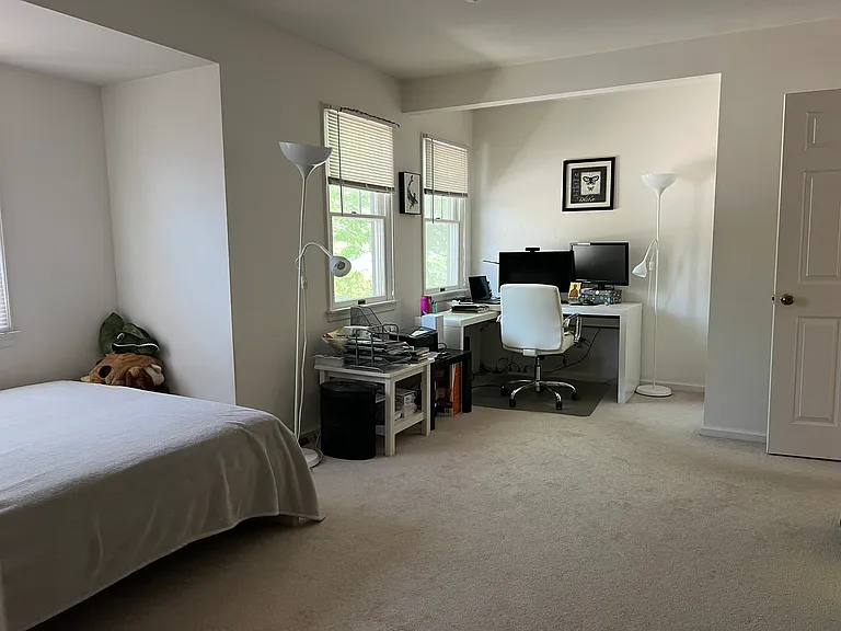 517 Half Moon Bay Dr — Photo 19
