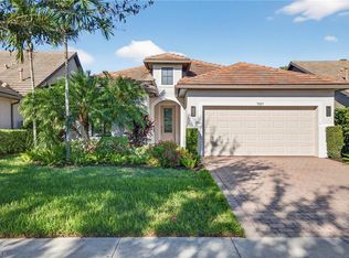 7057 Live Oak Dr, Naples, FL 34114