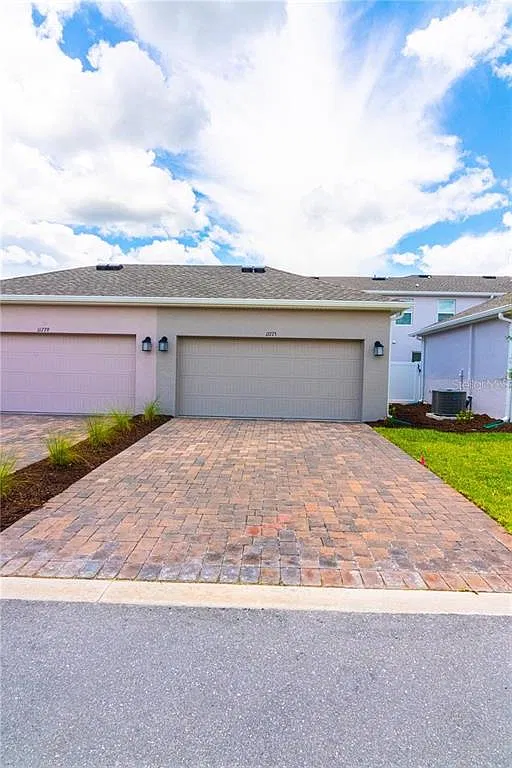 4 bed, 2.5 bath, 1858 sqft, $2,850 — Photo 4
