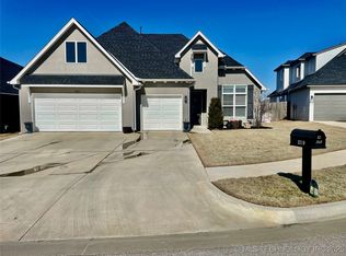 219 W 130th St S, Jenks, OK 74037
