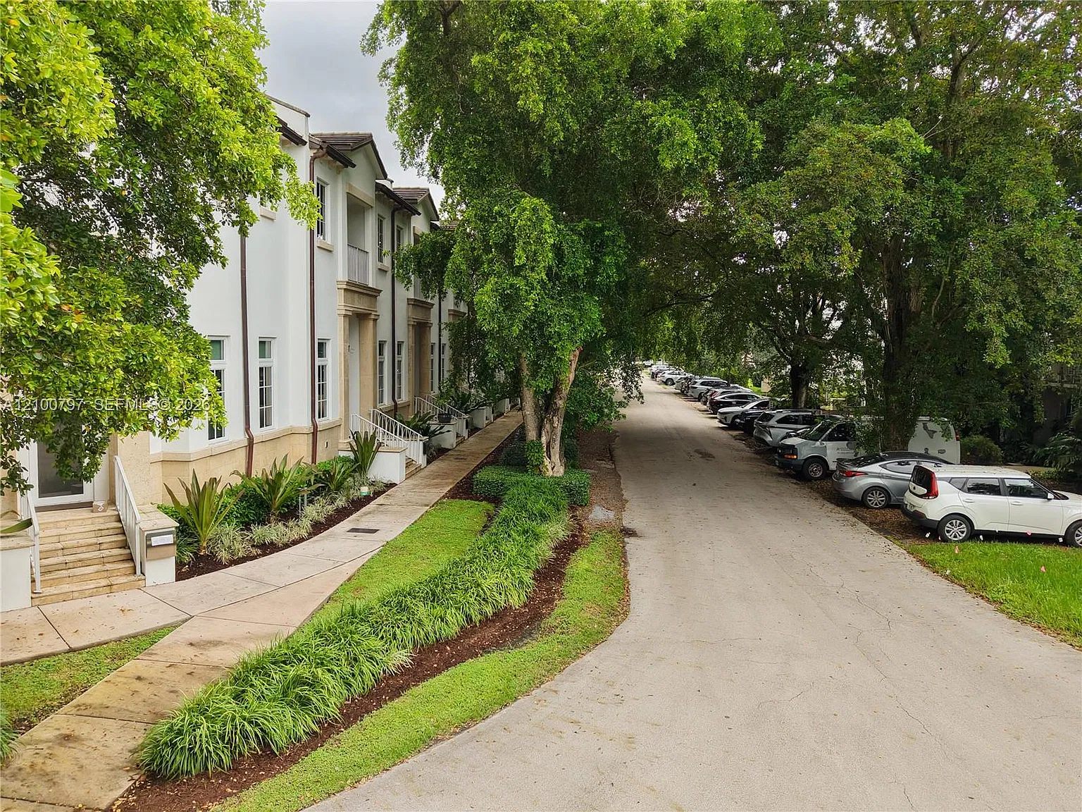 Coral Gables Biltmore Sec — Photo 4