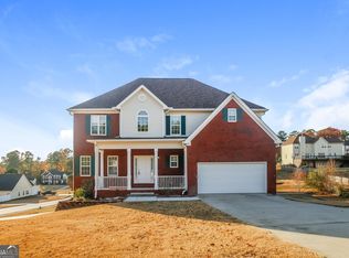 5773 Goldleaf Ct, Rex, GA 30273