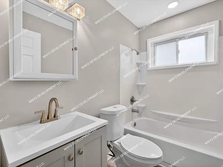 24273 Lauren Ave — Photo 16
